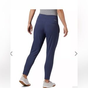 Columbia Firwood Crossing Hiking Pant, Med, Dark Blue